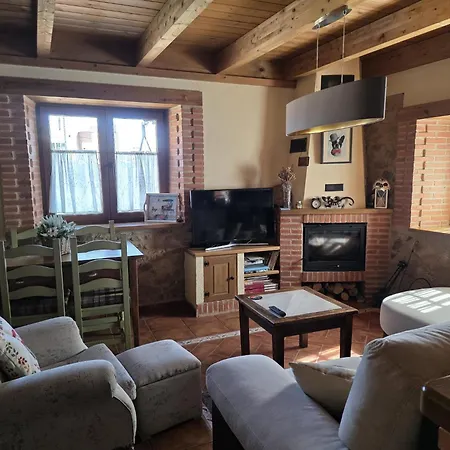 Ferienhaus Fonderas Cuadros